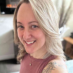 Karine-Soucy-professeur-massotherapie
